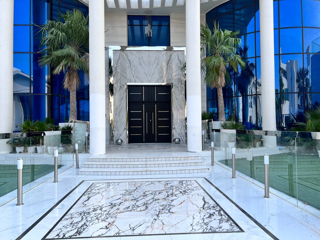 Villa in Al Wasl, Dubai, United Arab Emirates 1 - 12295662