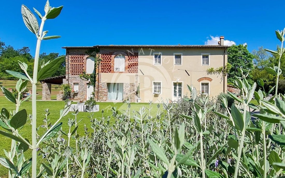 Villa in Historic Center, Lucca, Tuscany 5 - 13626678