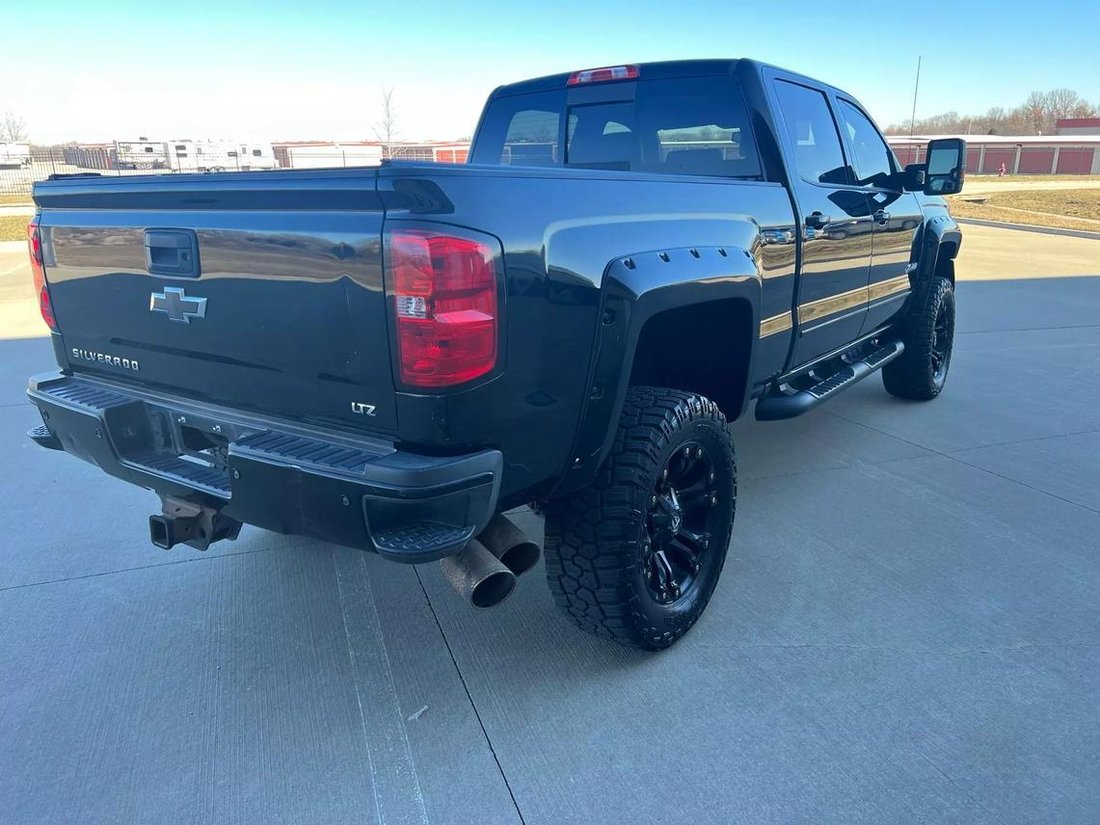 2018 Chevrolet Silverado In Peculiar, Mo, United States For Sale (13626144)