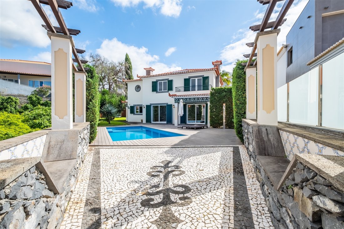 Haus in Funchal, Autonome Region Madeira, Portugal 1 - 13626936