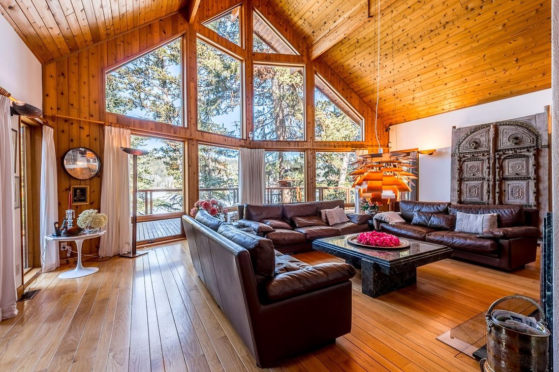 Private Waterfront Acreage In Lone Butte, British Columbia, Canada For