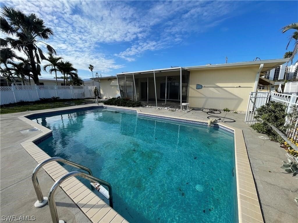 House in Fort Myers Beach, Florida, United States 2 - 13624542