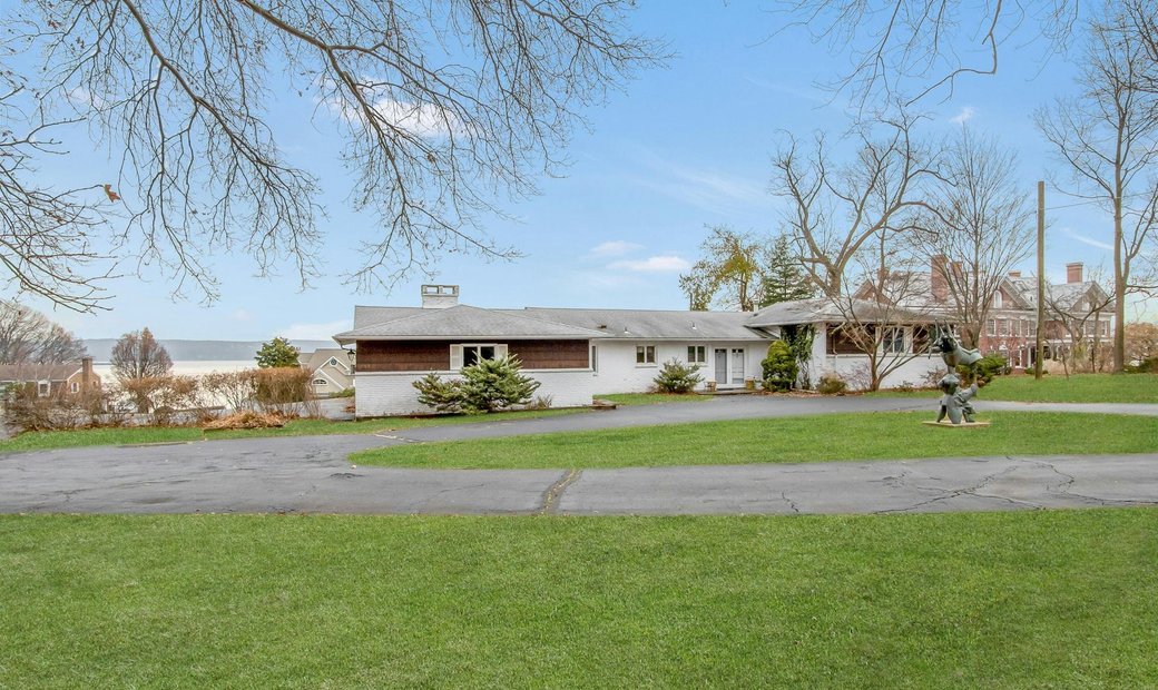 Mid Century Modern Ranch With Hudson In Upper Nyack, New York, United States For Sale (13627256)
