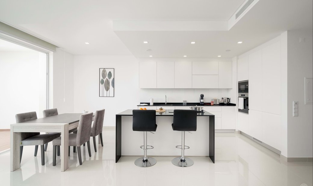 Furnished Luxury 2 Bedroom Apartment For Sale In In Lagos, Algarve, Portugal For Sale (13509490)