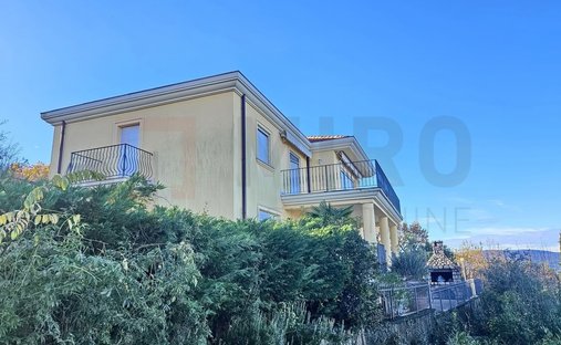 House in Njivice, Primorje-Gorski Kotar County, Croatia 1