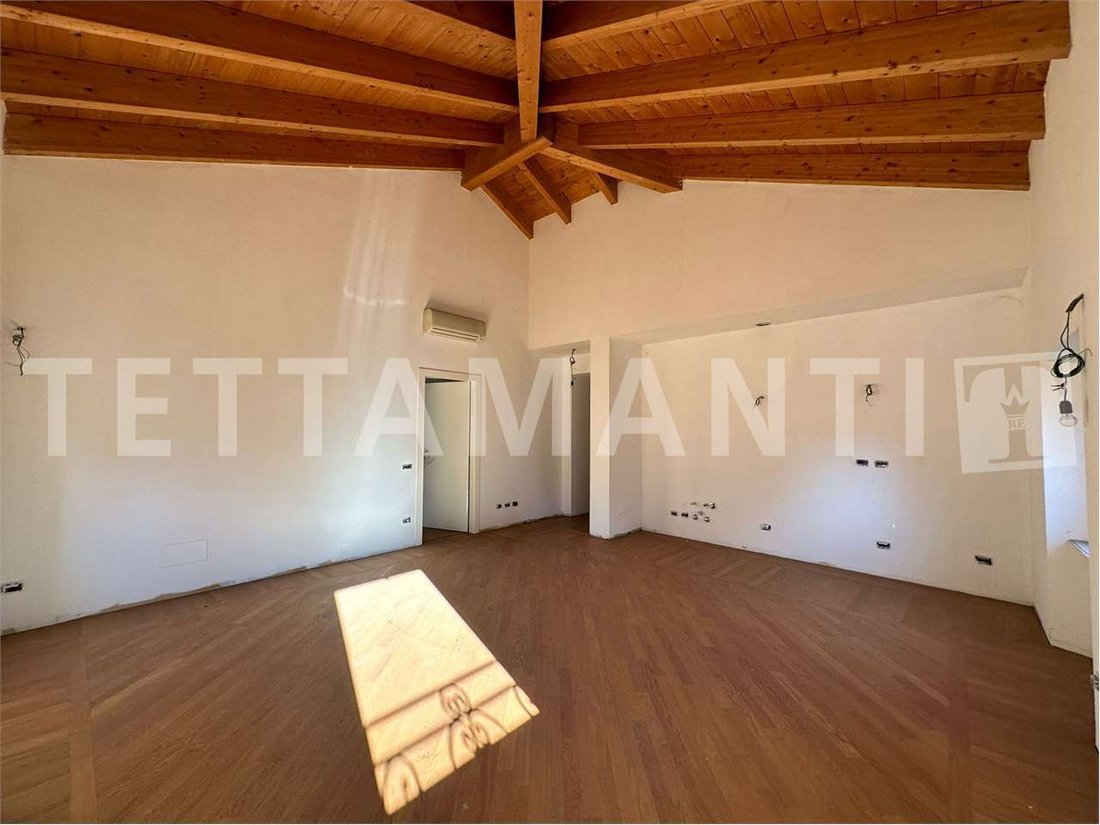 Apartment in Historic Center, Como, Lombardy 5 - 13629036