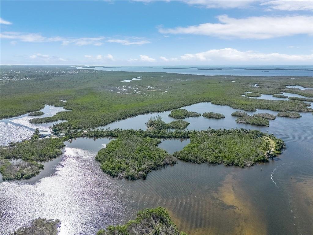 Perfect Waterfront Island Oasis In Bokeelia, Florida, United States For