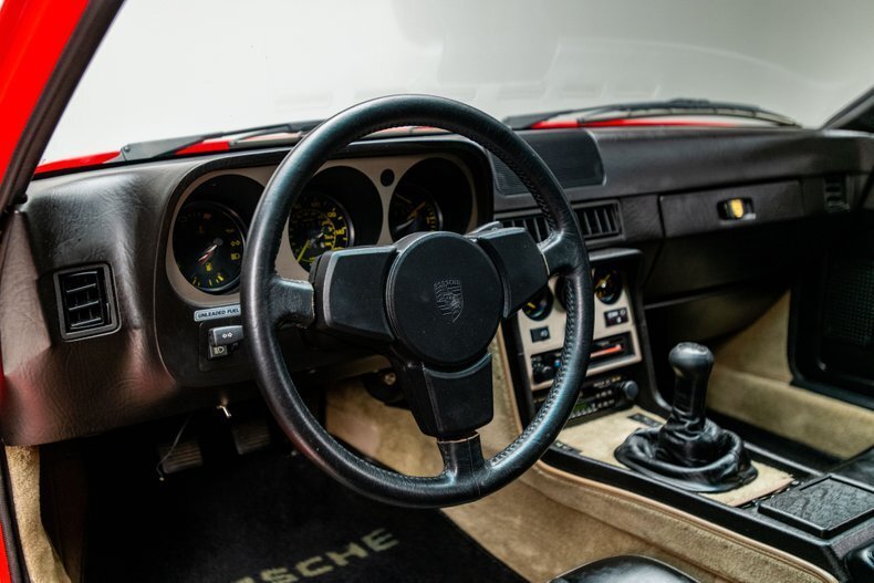 Coupe in Charlotte, United States 3 - 13627877