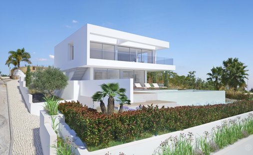 Villa in Sao Goncalo de Lagos, Algarve, Portugal 1