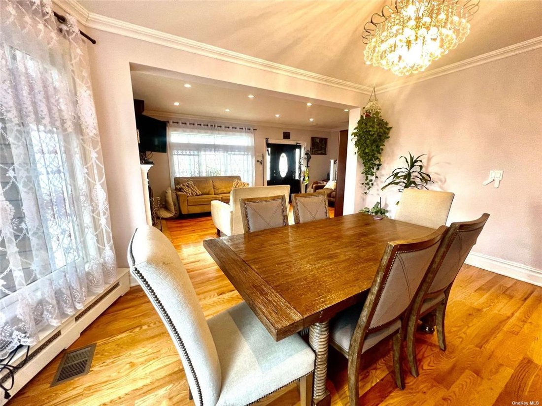 Elegance Redefined In This Stunning Four In Woodmere, New York, United