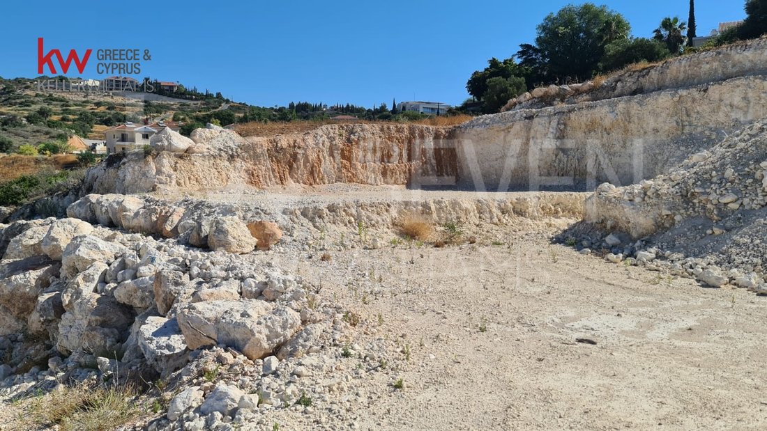 Land in Agios Tychon, Limassol, Cyprus 4 - 13630082