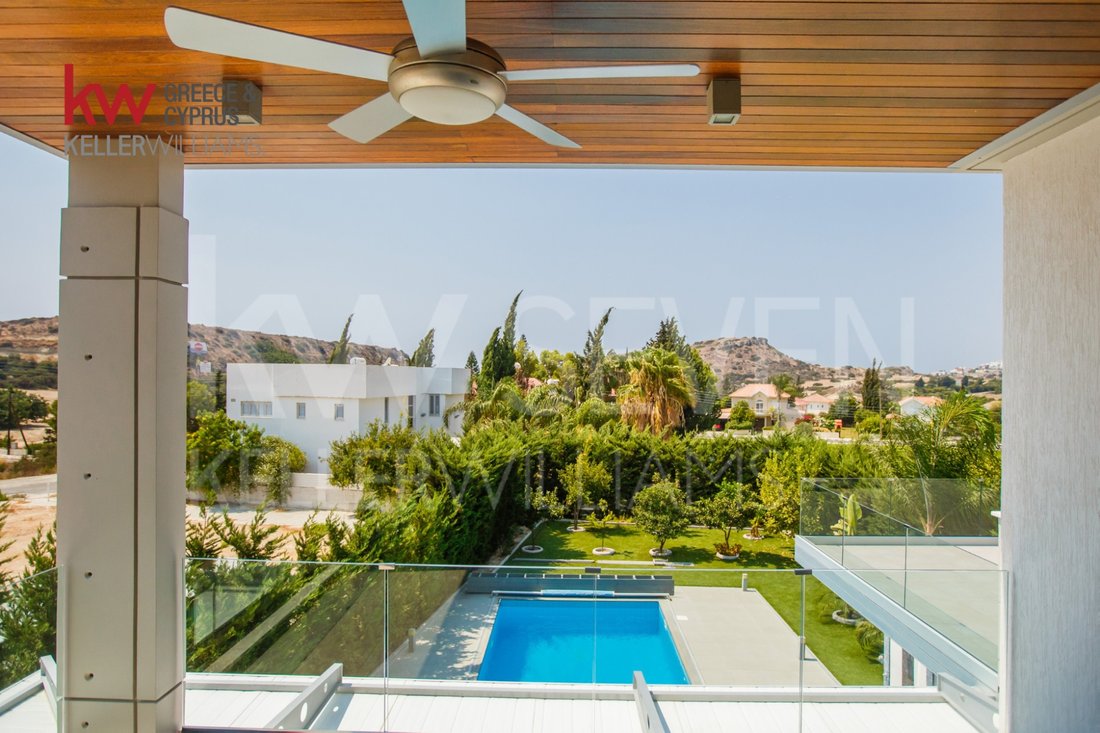 Villa in Agios Tychon, Limassol, Cyprus 2 - 13630076