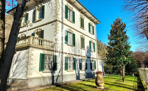 House in Historic Center, Lucca, Tuscany 1