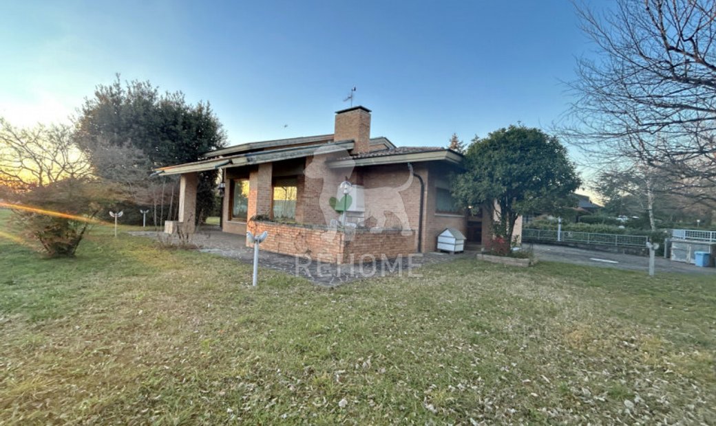 Udine Villa In Villa Primavera, Friuli Venezia Giulia, Italy For Sale