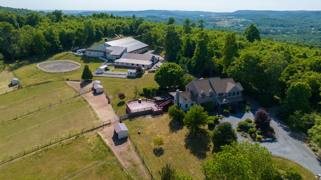 Farm Ranch in Sinking Spring, Pennsylvania, United States 1 - 13630376