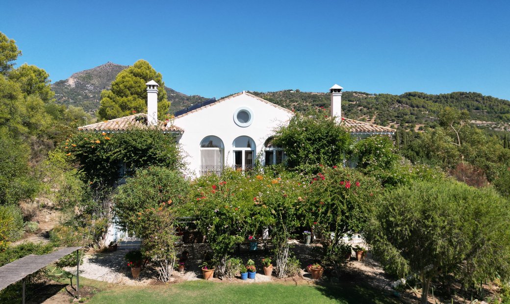 Exclusive Country Estate Fully Self Sufficient In In Gaucín, Andalusia