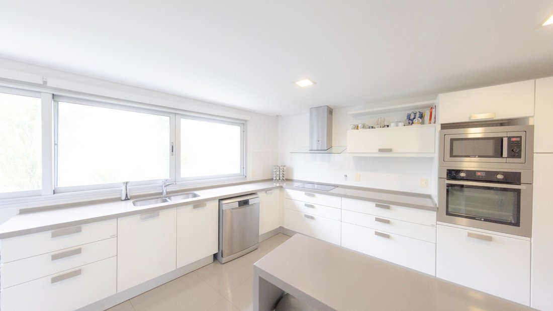 Apartment in Montevideo, Departamento de Montevideo, Uruguay 4 - 13633674