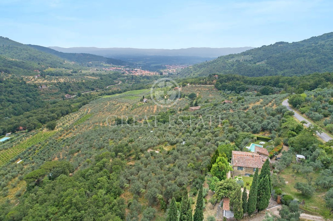 Estate in Loro Ciuffenna, Tuscany, Italy 4 - 13637208