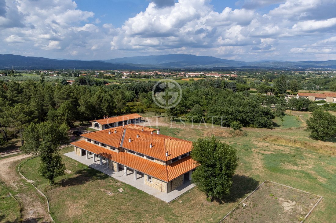 Estate in Quarata-Indicatore Pratantico-Ceciliano, Arezzo, Tuscany 3 - 13637380