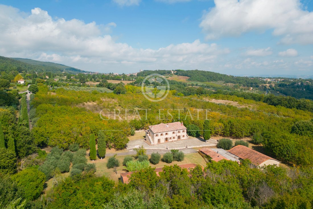 Estate in Sarteano, Tuscany, Italy 1 - 13637351