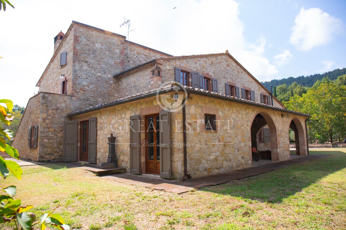 Estate in Sarteano, Tuscany, Italy 4 - 13637351
