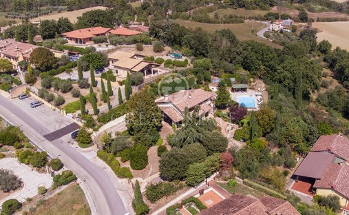 Villa in Todi, Umbria, Italy 1