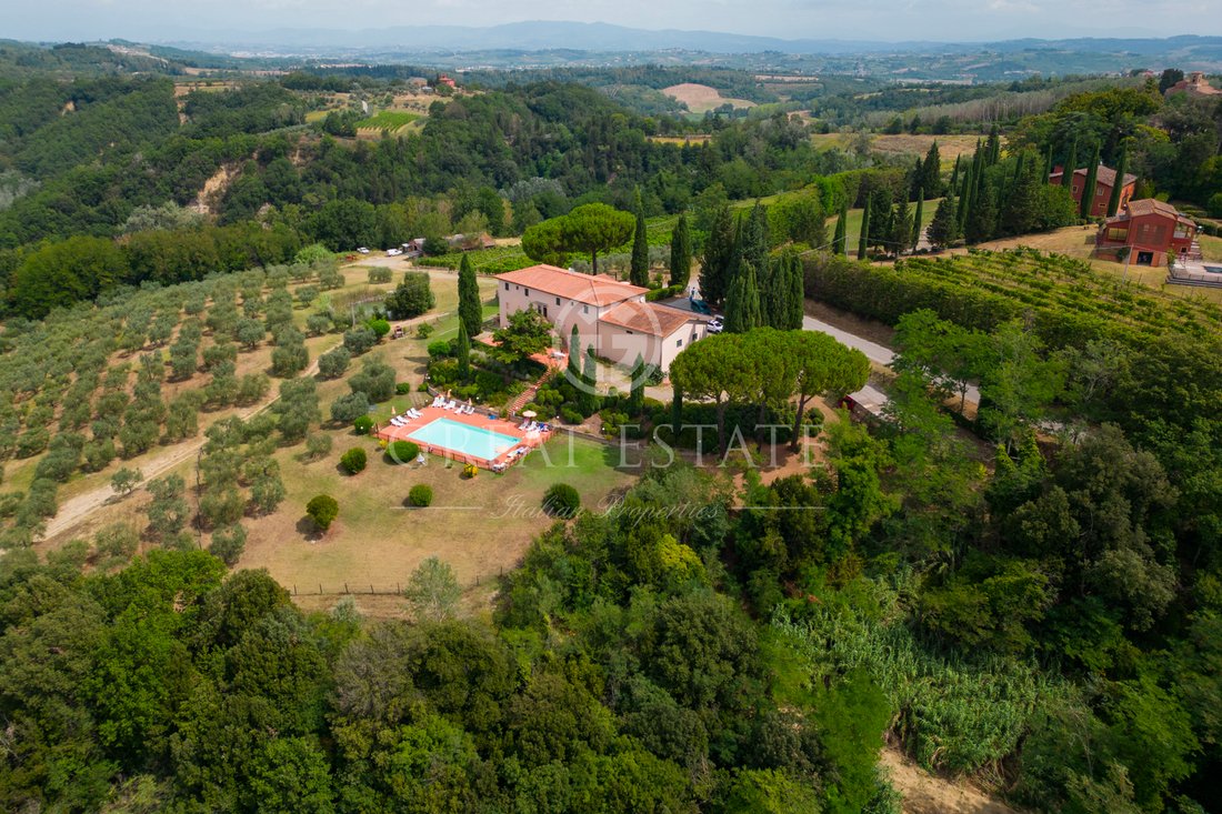 Estate in Center, Castelfiorentino, Tuscany 4 - 13637356