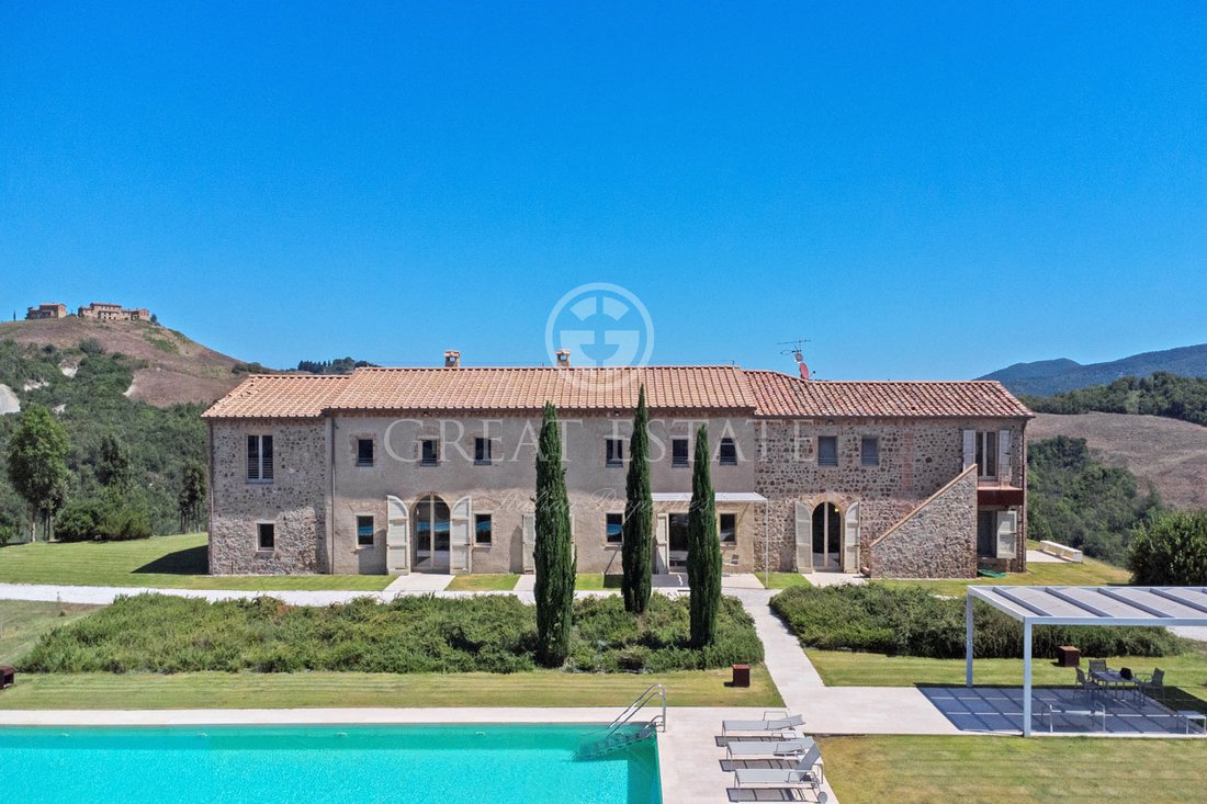 Estate in Volterra, Tuscany, Italy 1 - 13637221