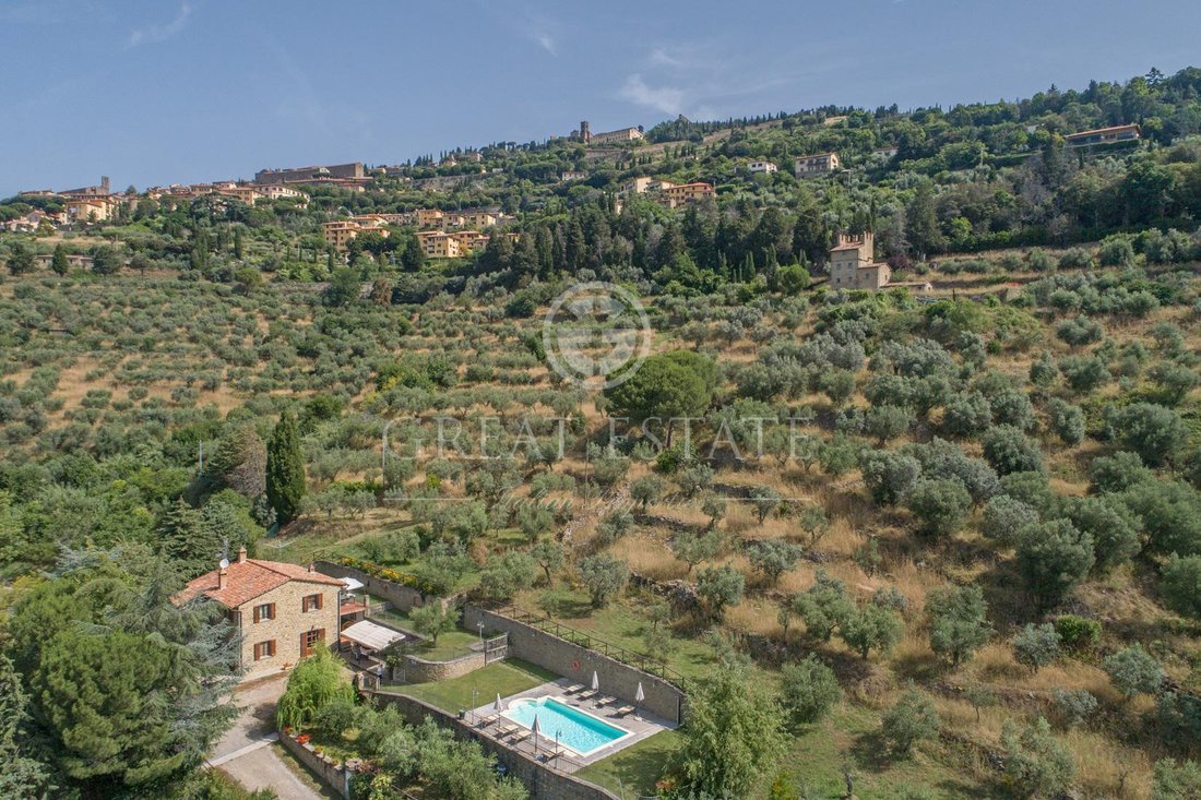 Estate in Center, Cortona, Tuscany 3 - 13637359