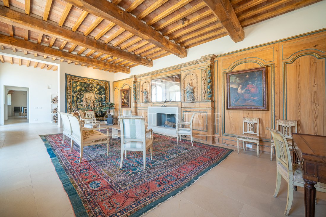 Estate in Volterra, Tuscany, Italy 5 - 13637221
