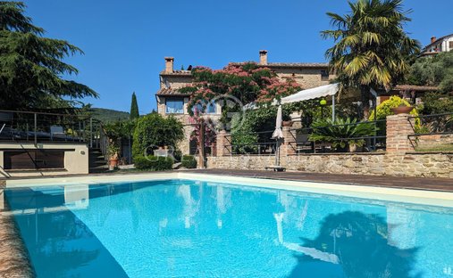 Finca en Passignano sul Trasimeno, Umbría, Italia 1