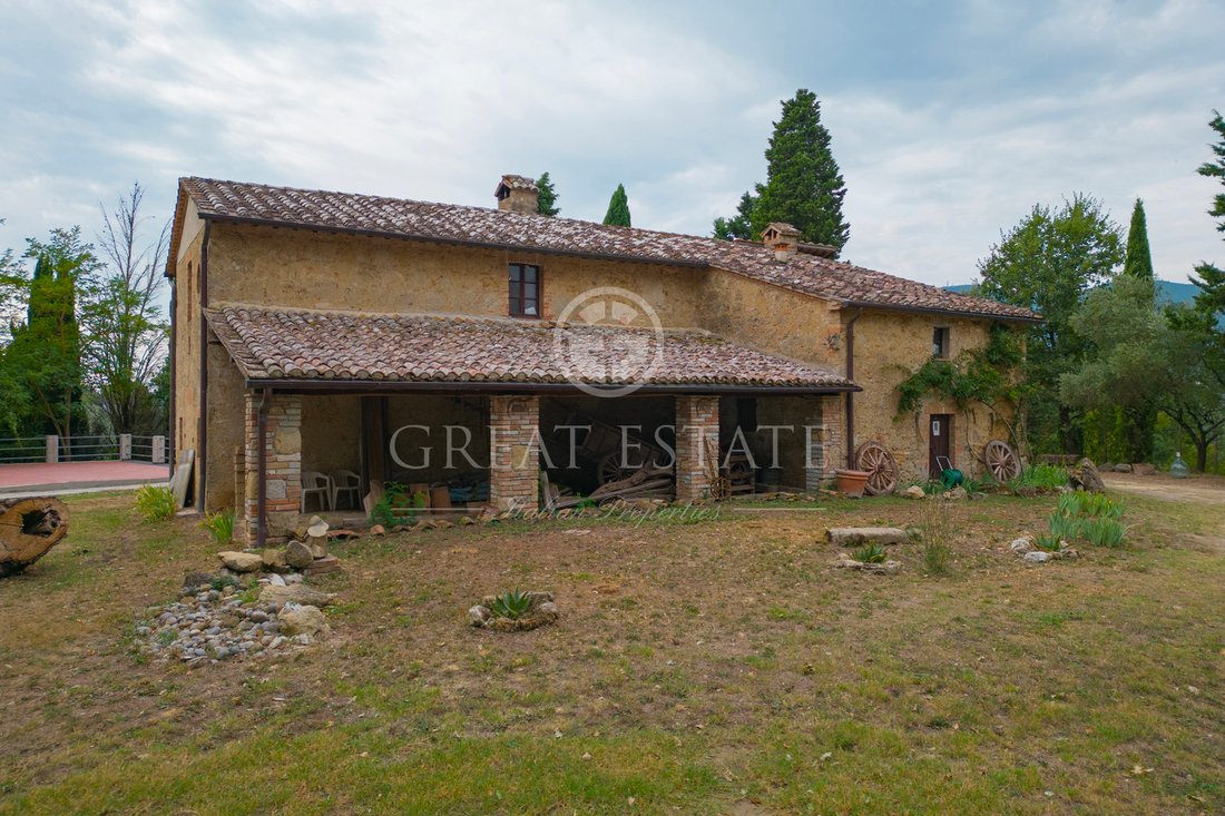 Estate in Cetona, Tuscany, Italy 3 - 13637179