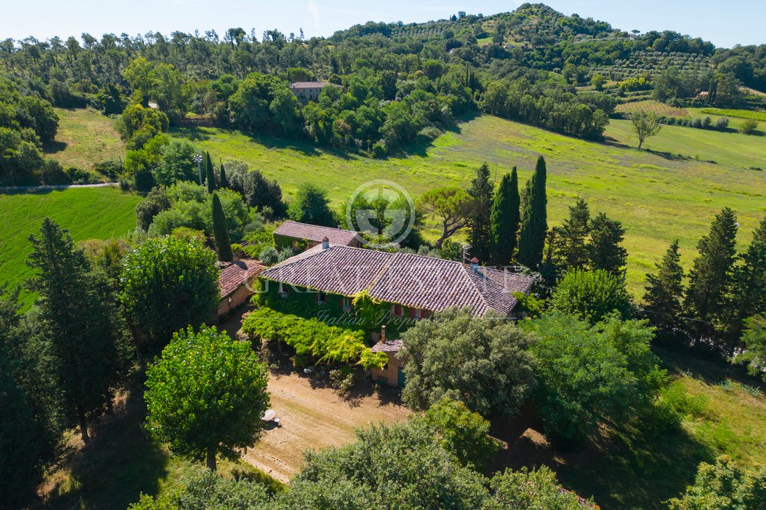 Finca en Chiusi, Toscana, Italia 2 - 13637184