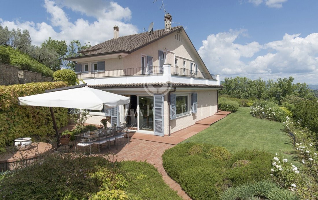 Villa in Center, Arezzo, Tuscany 3 - 13637270