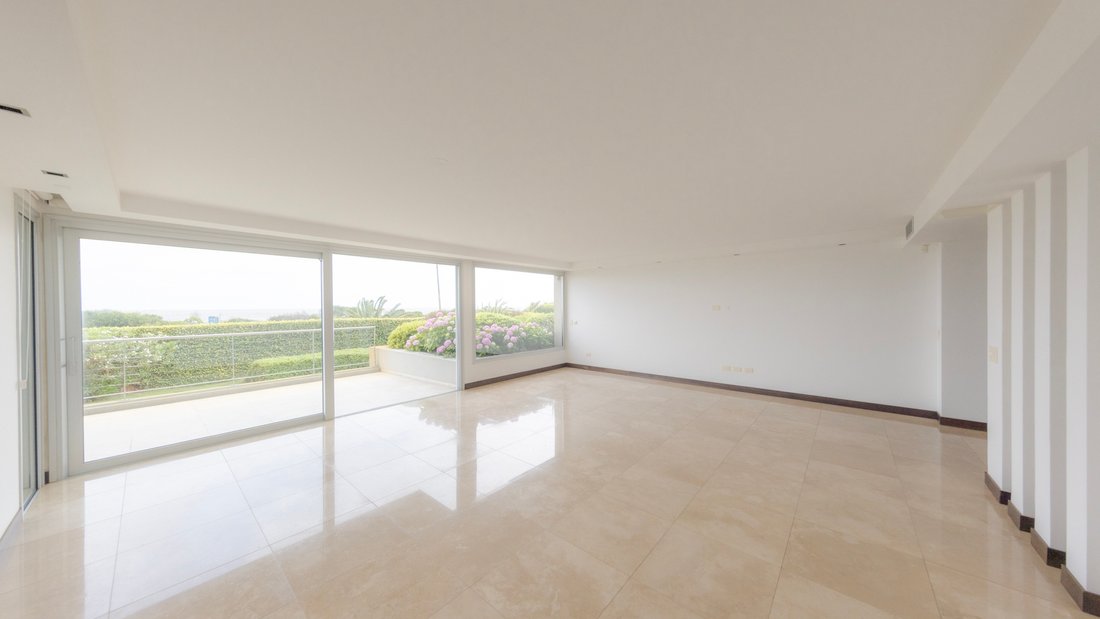 Apartment in Montevideo, Departamento de Montevideo, Uruguay 2 - 13633688