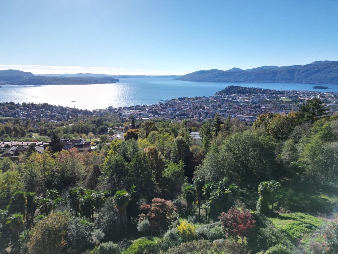 Villa in Arizzano, Piedmont, Italy 2 - 13633652