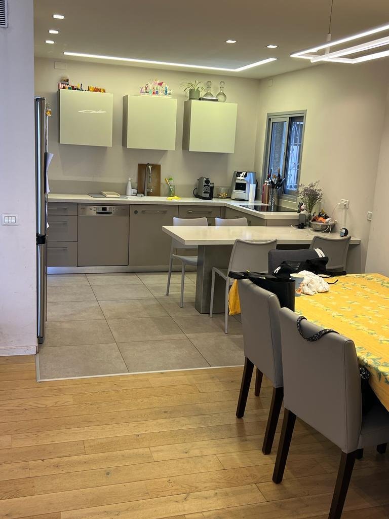 Apartment in Tel Aviv-Yafo, Tel Aviv District, Israel 4 - 13645805
