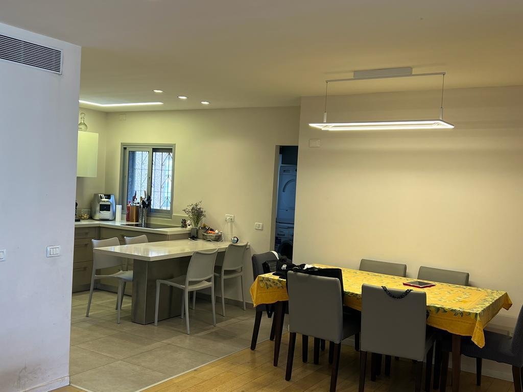Apartment in Tel Aviv-Yafo, Tel Aviv District, Israel 1 - 13645805