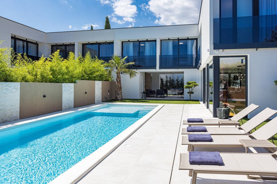 Villa in Medulin, Istria County, Croatia 4 - 13565649