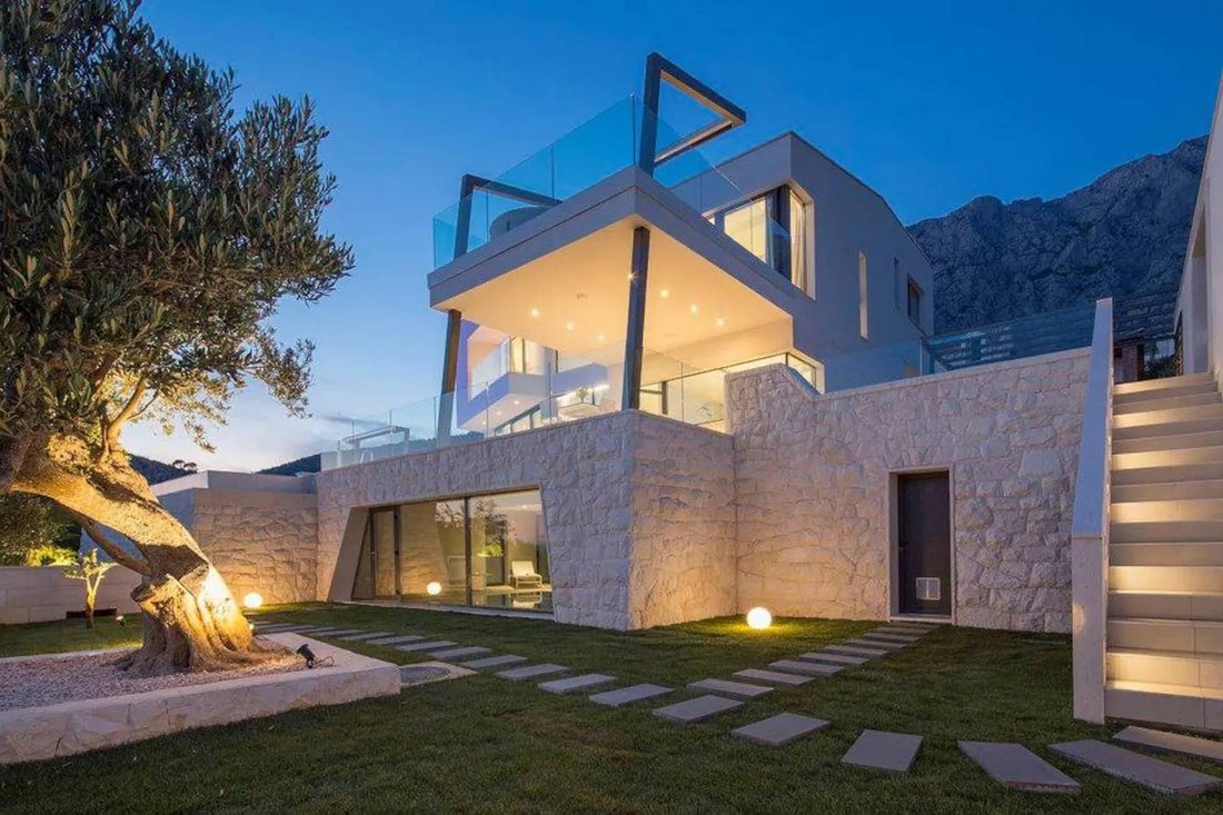 Villa in Veliko Brdo, Split-Dalmatia County, Croatia 3 - 13567175