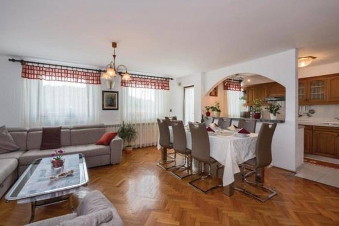 Villa in Grad Pula, Istria County, Croatia 5 - 13566846