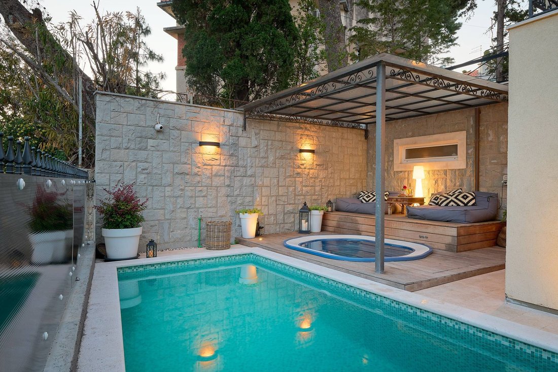 Villa in Gradski kotar Bacvice, Split, Split-Dalmatia County 4 - 13565306