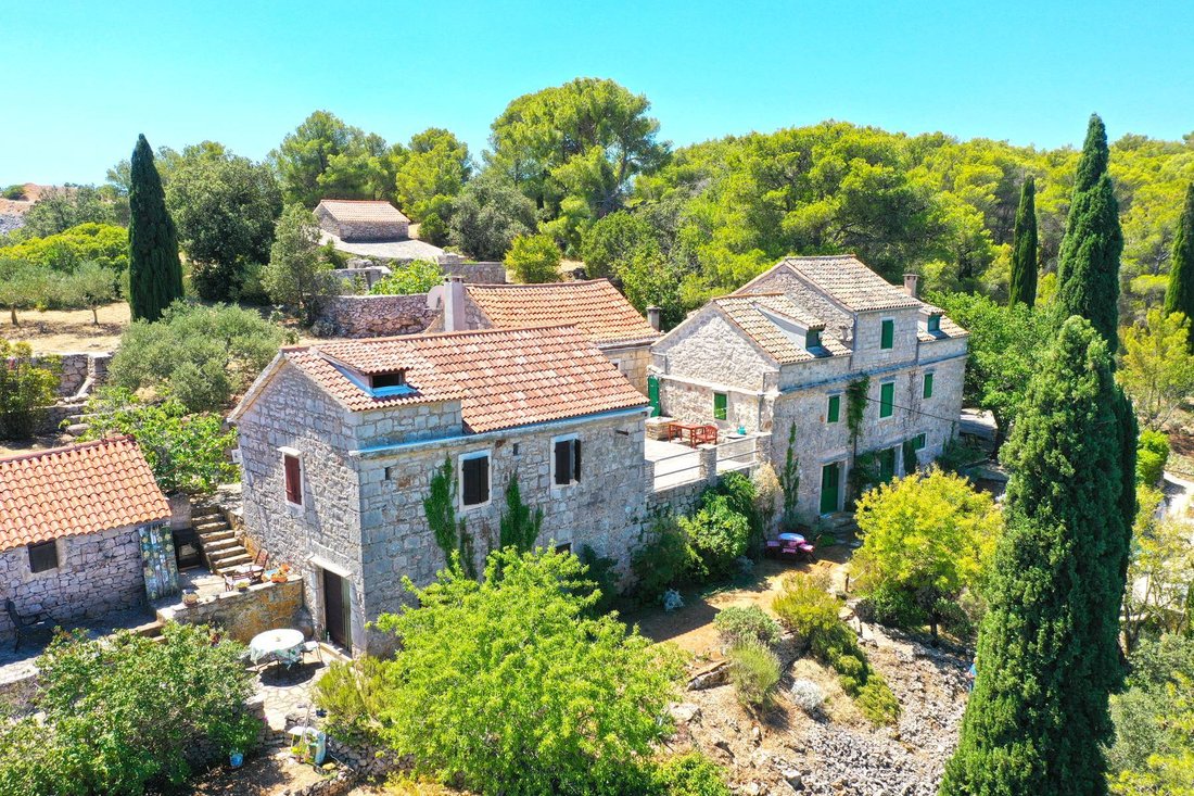 Villa in Dracevo Polje, Split-Dalmatia County, Croatia 3 - 12658681