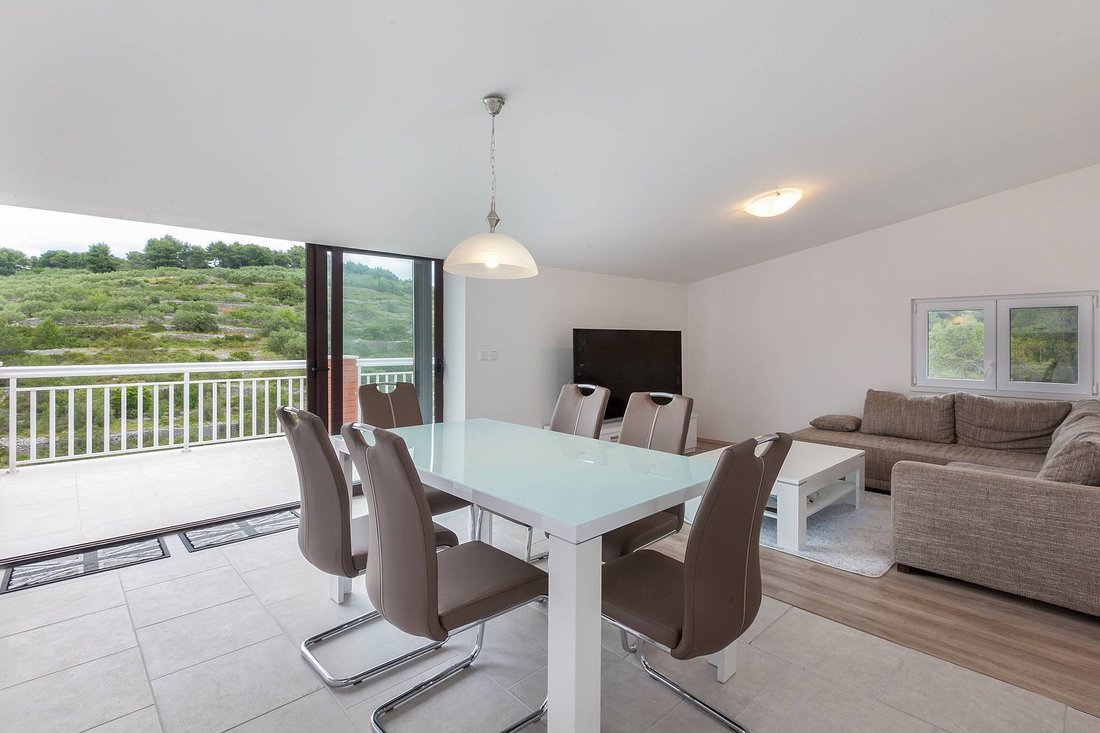 Villa in Gornje Selo, Split-Dalmatia County, Croatia 2 - 12658803