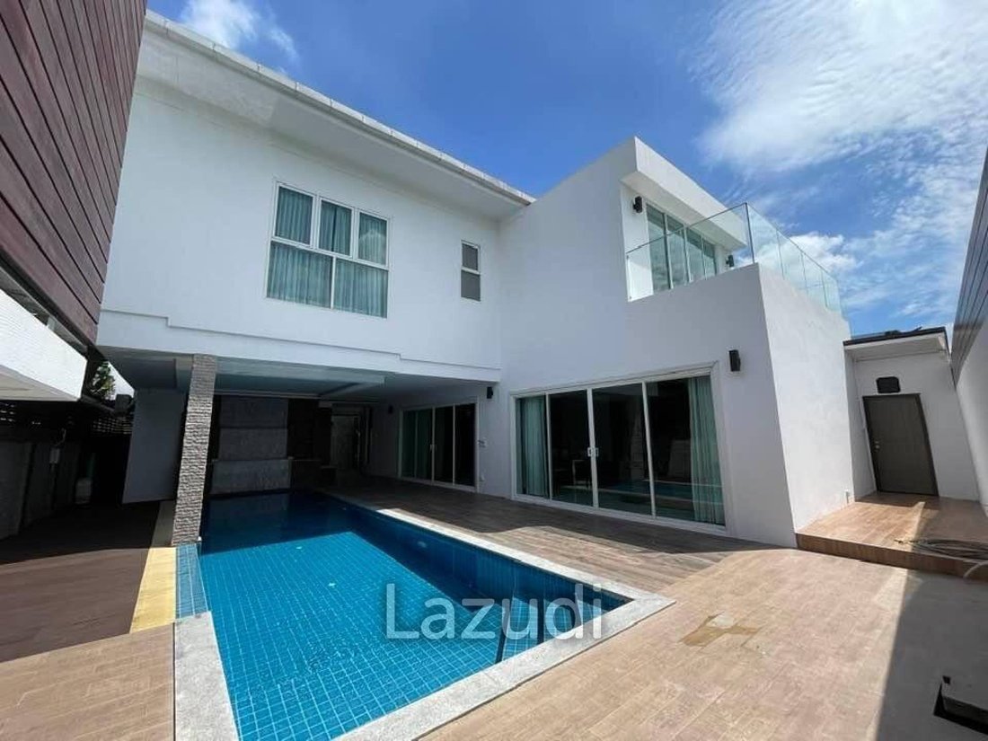 Villa in Pong, Chon Buri, Thailand 1 - 13641091