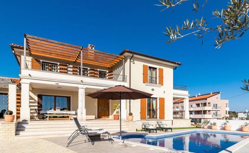 Villa in Medulin, Istria County, Croatia 1