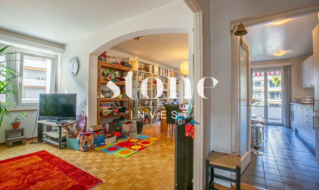 Champel! Lumineux Appartement Traversant Au In Geneva, Genève