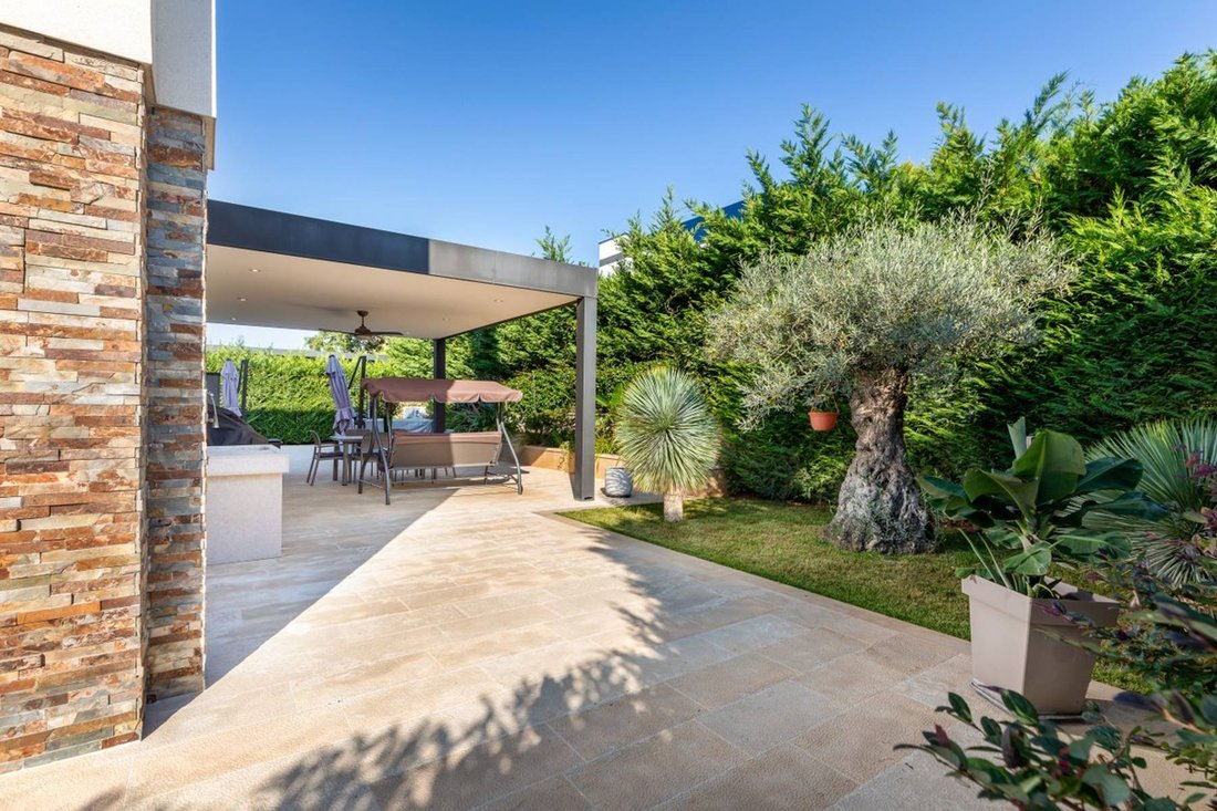 Villa in Istria County, Croatia 5 - 12623257