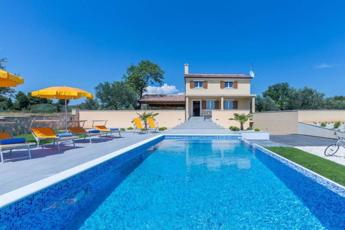 Villa in Fazana, Istria County, Croatia 5 - 13567611