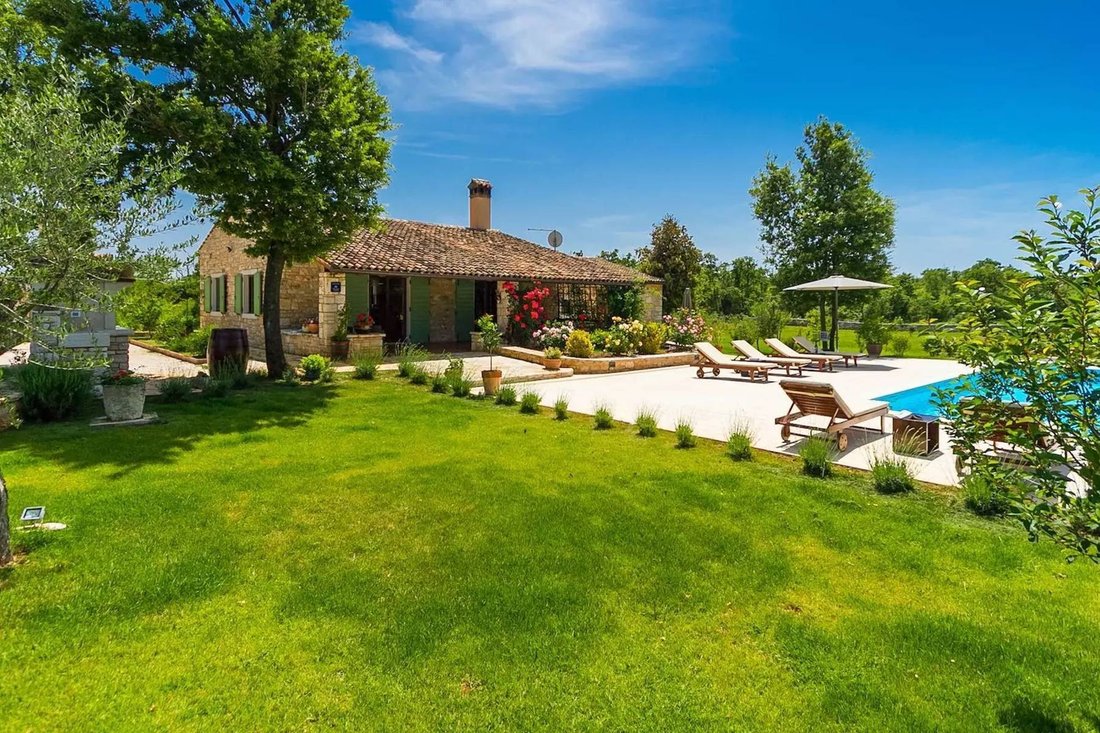 Villa in Bale, Istria County, Croatia 5 - 13566344
